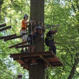 Abenteuer im Kletterpark Abenteuer im Kletterpark