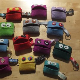 Handytaschen und Schlüsselfresserchen im „PL- Nähen“ Handytaschen und Schlüsselfresserchen im „PL- Nähen“