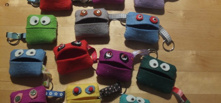 Handytaschen und Schlüsselfresserchen im „PL- Nähen“ Handytaschen und Schlüsselfresserchen im „PL- Nähen“