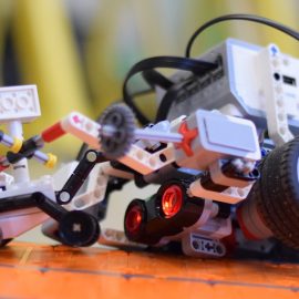 Programmieren mit Lego Mindstorms EV3 Programmieren mit Lego Mindstorms EV3